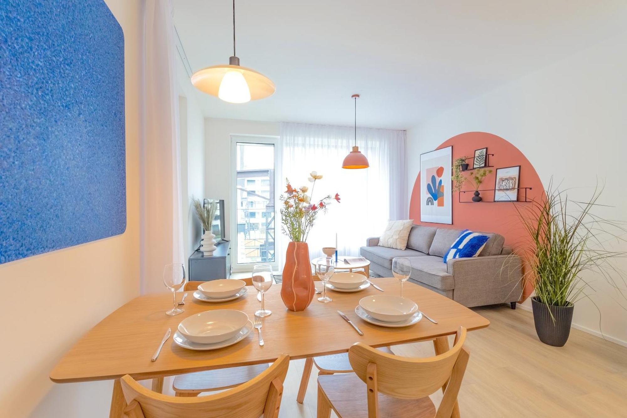 Design Apartment - Balcony, Free Parking, Yoga, 10 Mins To Center, By Gravity Прага Экстерьер фото